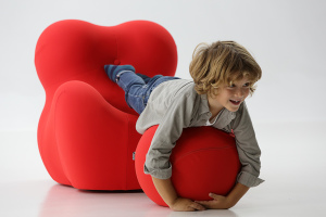 UPJ Chair with Child