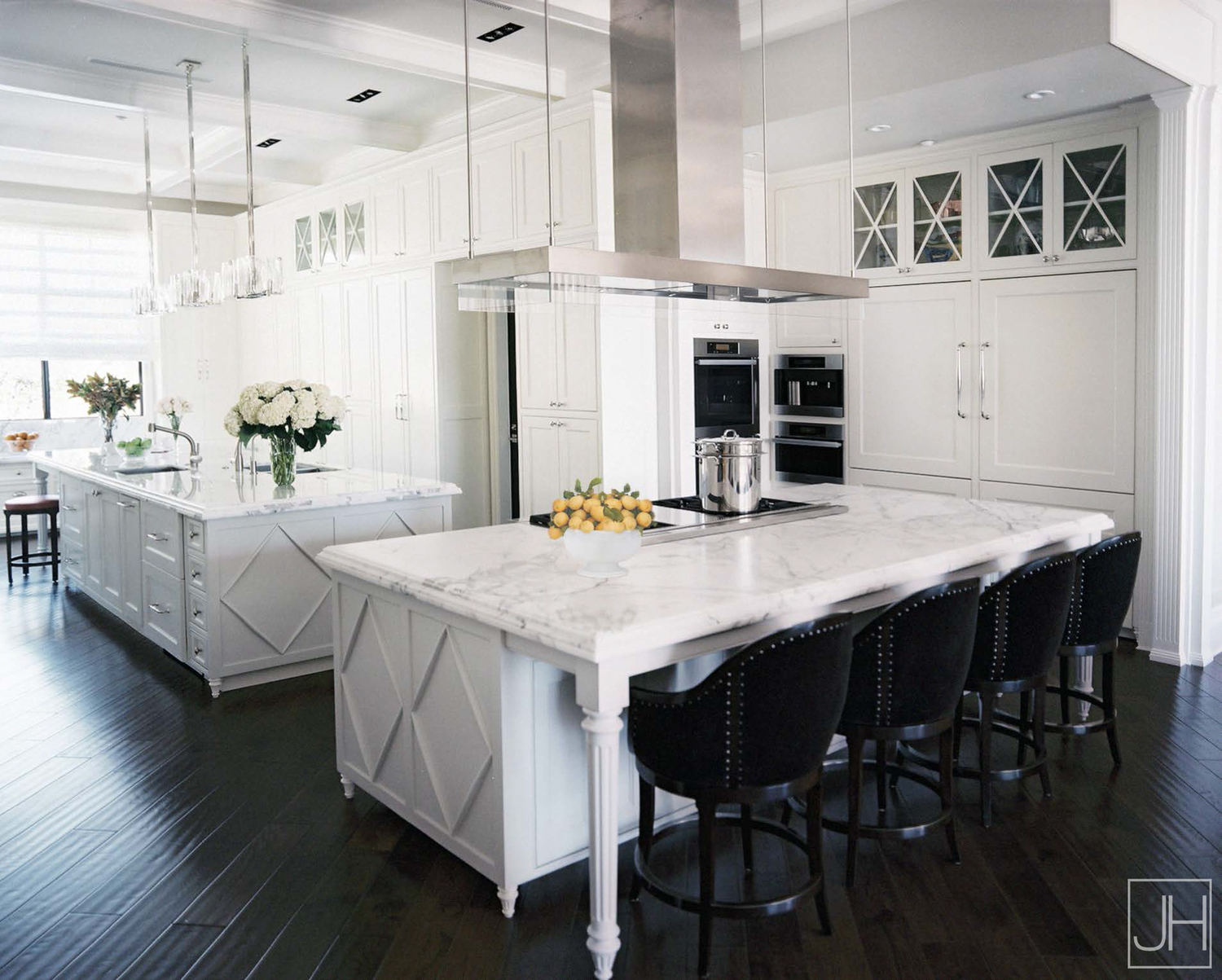 IN CONVERSATION WITH JAMIE HERZLINGER - lifeMstyle